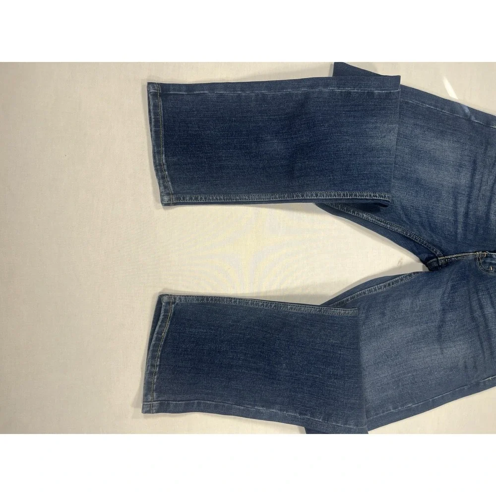Levi's 502 Men's Taper Fit Jeans Blue Denim W31 L32 Water Less® Medium Wash